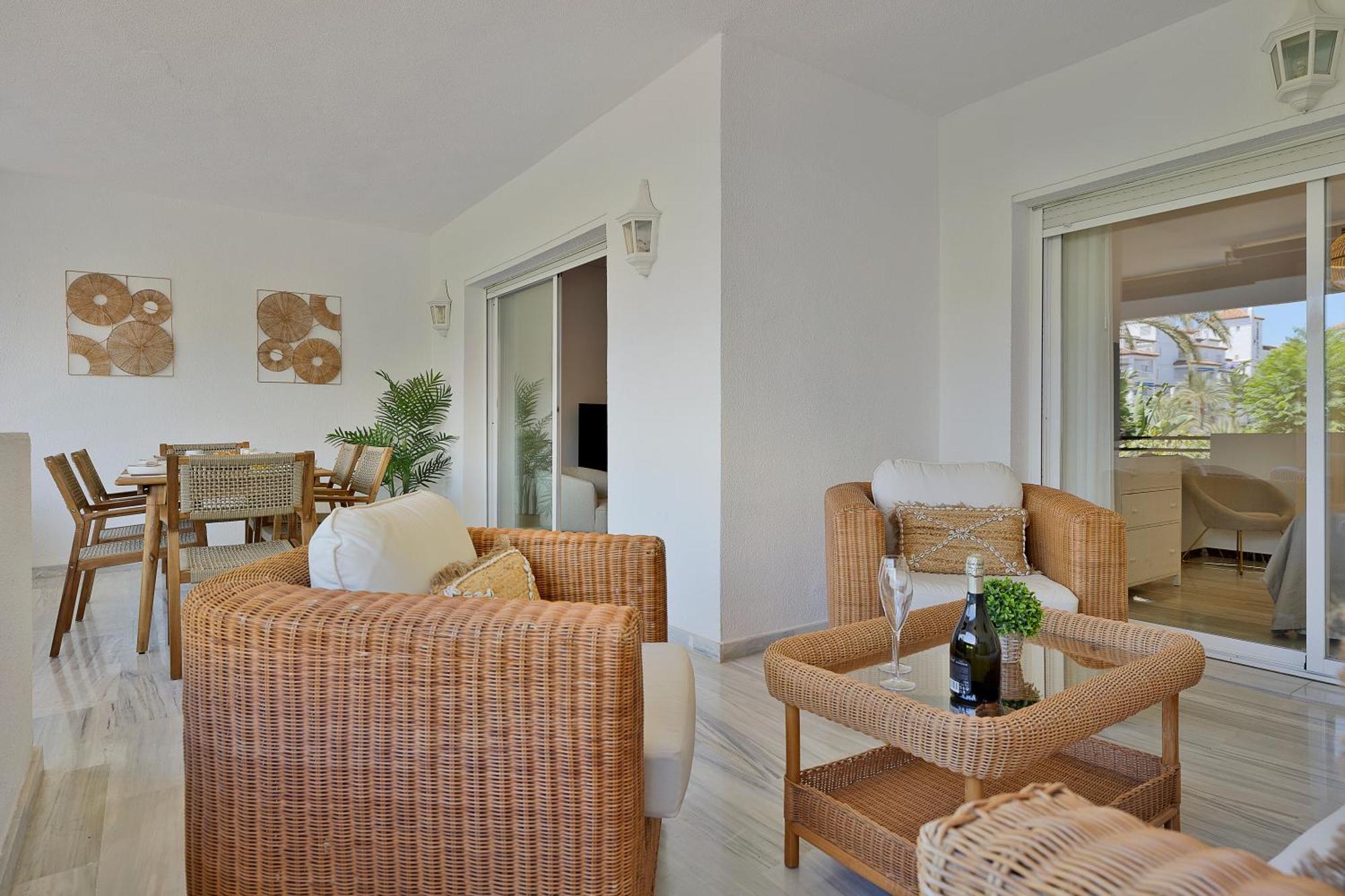 2 Bedroom Apartment In Medina Garden - Puerto Banus 마르베야 외부 사진